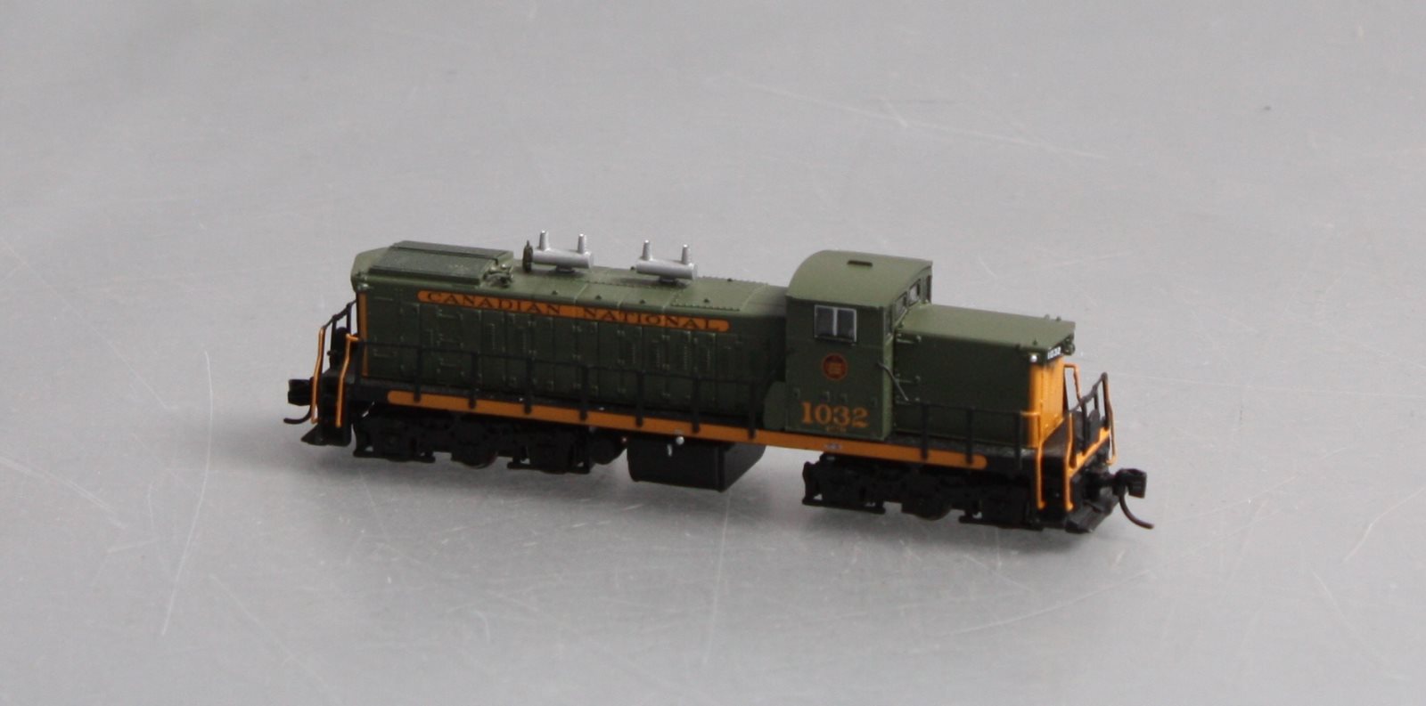 Rapido Trains 70003 N Canadian National GMD-1 1000 Series 6-Axle Version #1032