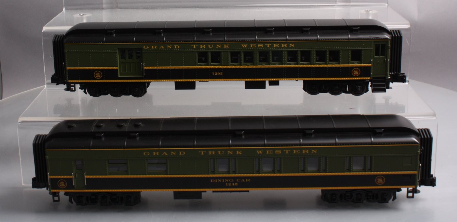 MTH 30-69071 O Grand Trunk Western 60’ Madison Combo/Diner Set