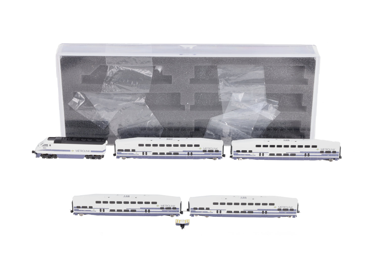 American Z-Line 7003 Metrolink F59PHI Z Gauge Diesel Passenger Train Set