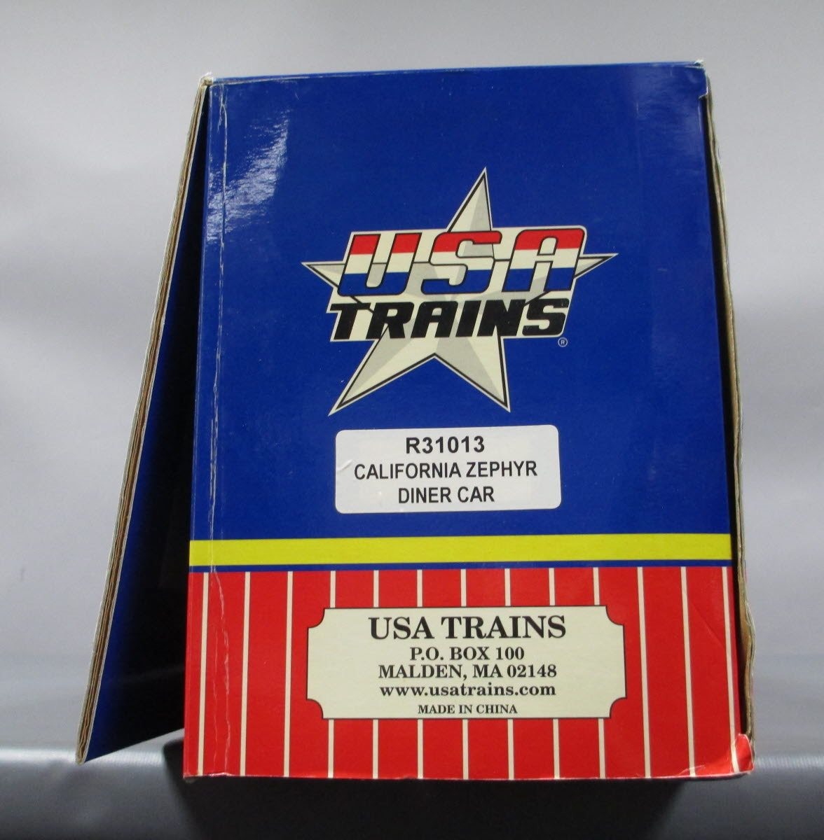 USA Trains 31013 G "California Zephyr" Corrugated Aluminum Diner Lighted