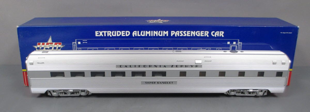 USA Trains 31013 G "California Zephyr" Corrugated Aluminum Diner Lighted