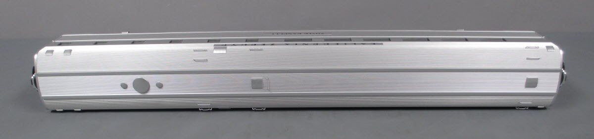 USA Trains 31013 G "California Zephyr" Corrugated Aluminum Diner Lighted