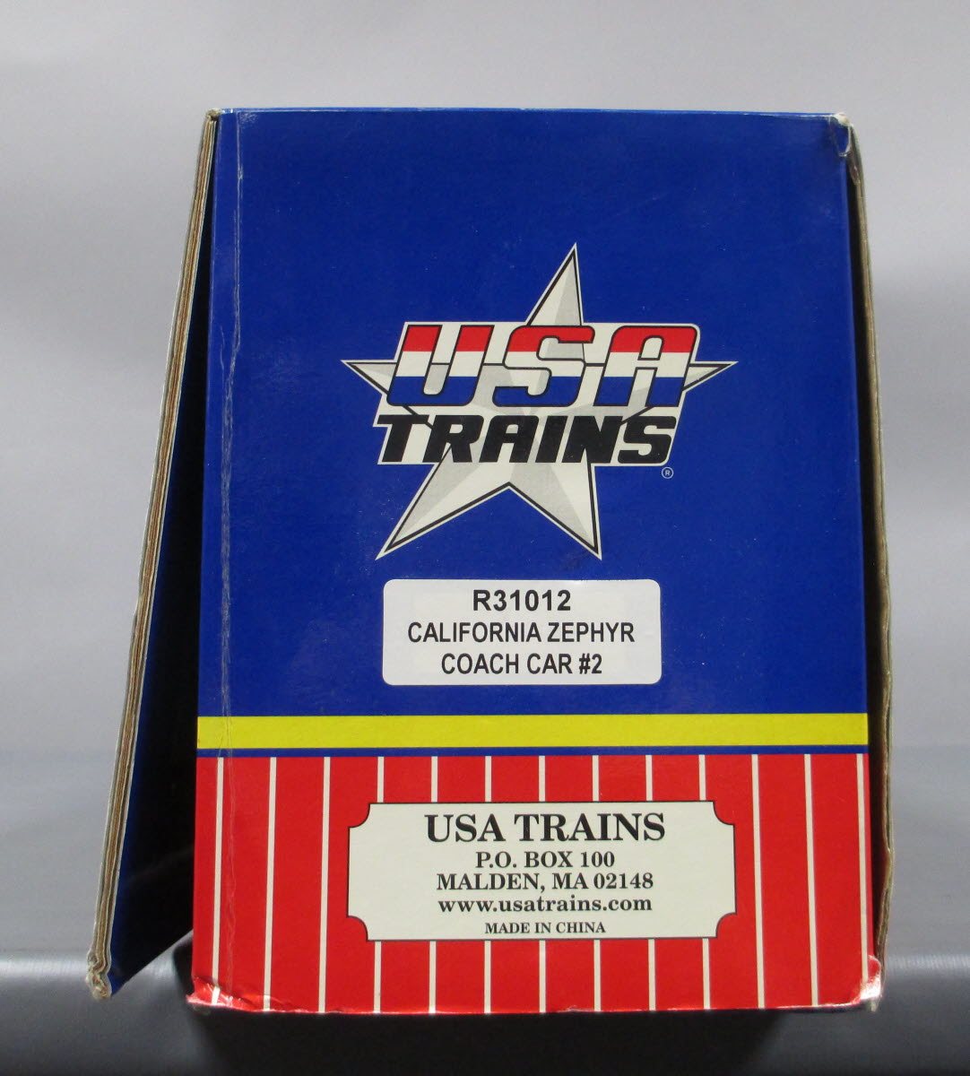 USA Trains 31012 G "California Zephyr" Corrugated Aluminum Coach Lighted #2
