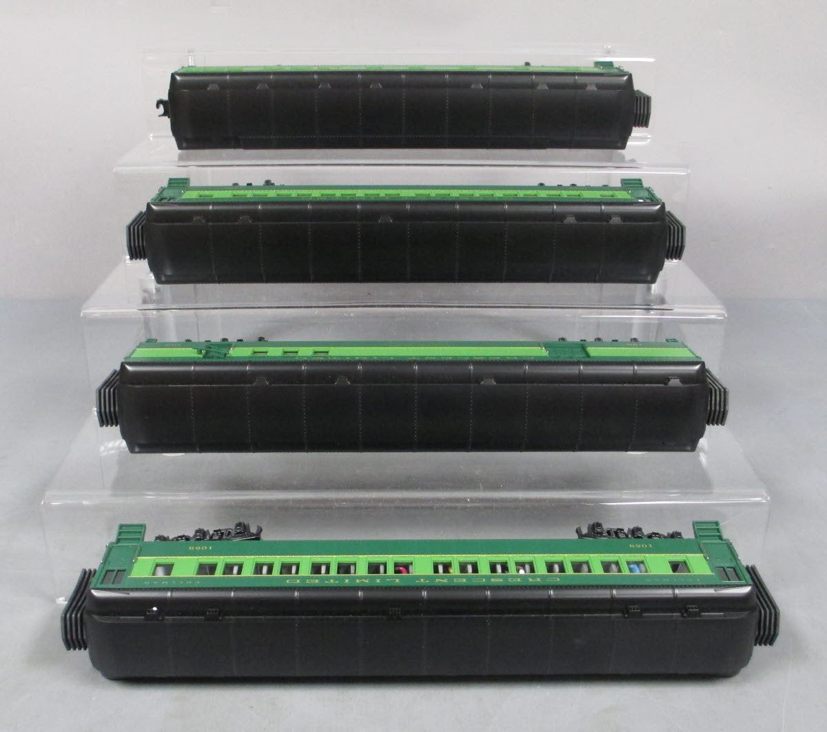 MTH 30-69061 O Southern RailKing 60’ Madison Passenger Car Set (Set of 4)