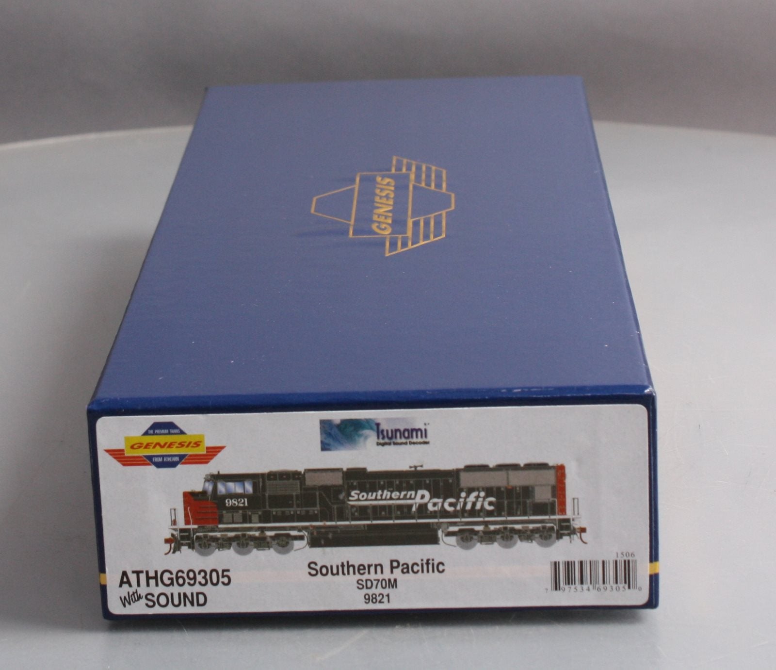 Athearn G69305 HO Southern Pacific EMD SD70M Diesel Loco w/DCC & Sound #9821