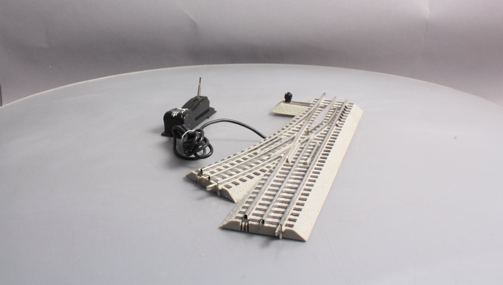 Lionel 6-12066 O Gauge O48 Right Hand Remote-Control 30° FasTrack Switch Turnout