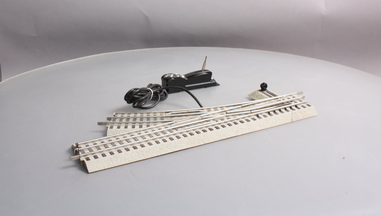 Lionel 6-12066 O Gauge O48 Right Hand Remote-Control 30° FasTrack Switch Turnout