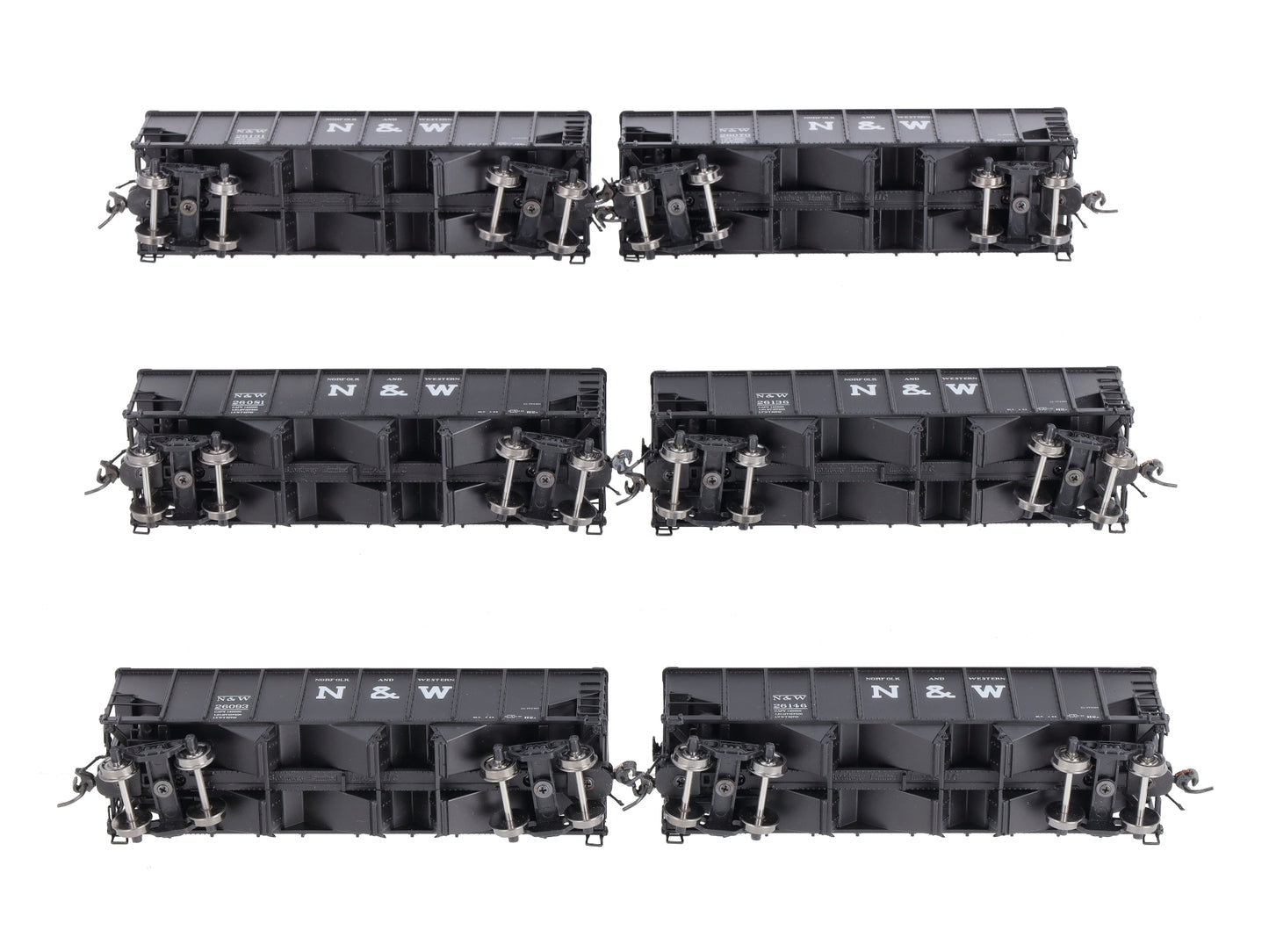 Broadway Limited 1727 HO Norfolk & Western Class H2a 3-Bay Hopper (6)