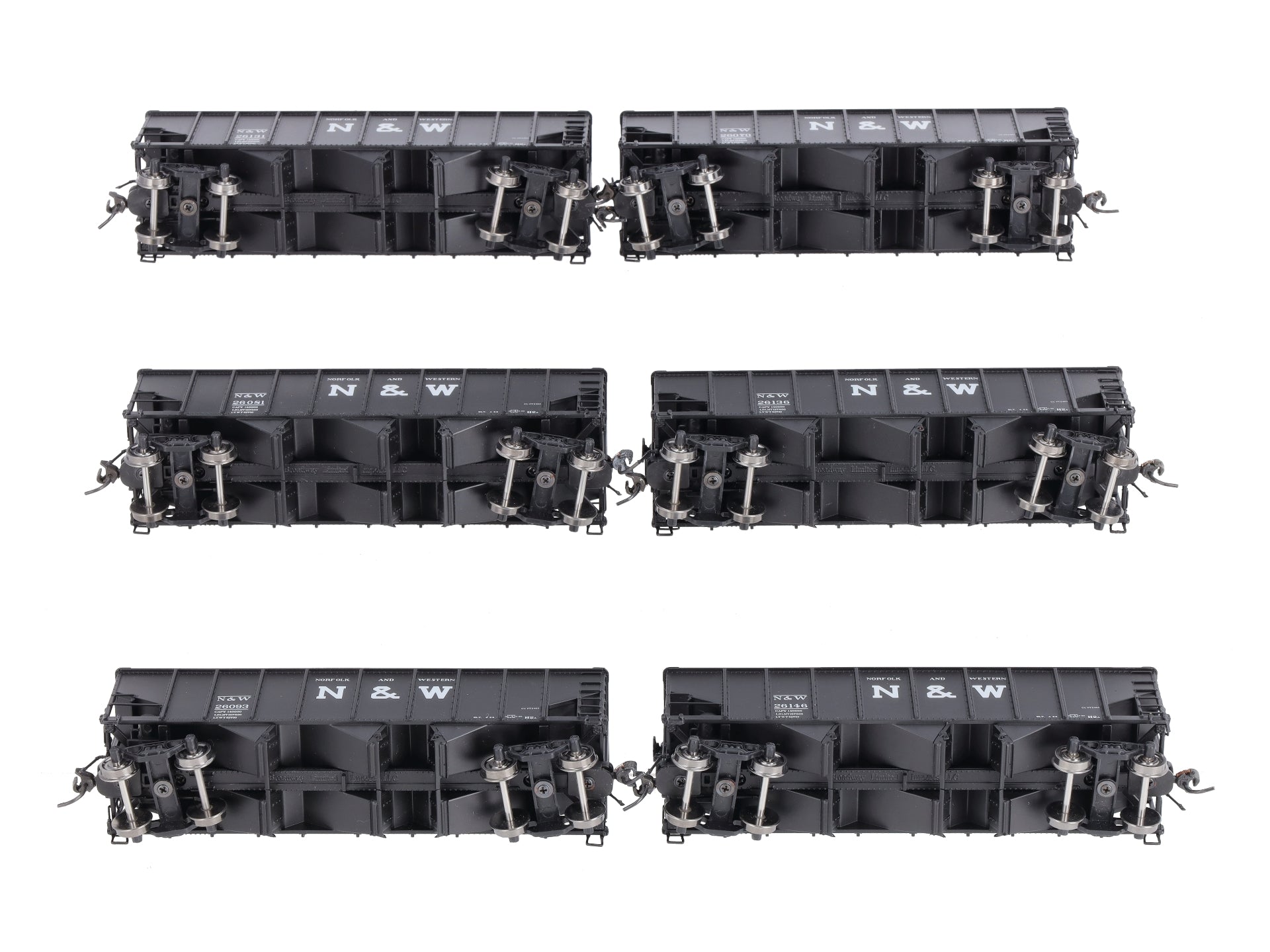 Broadway Limited 1727 HO Norfolk & Western Class H2a 3-Bay Hopper (6)