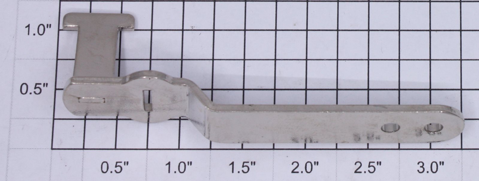 American Flyer 4000-15 Standard Wide Gauge Off-Set Male Coupler