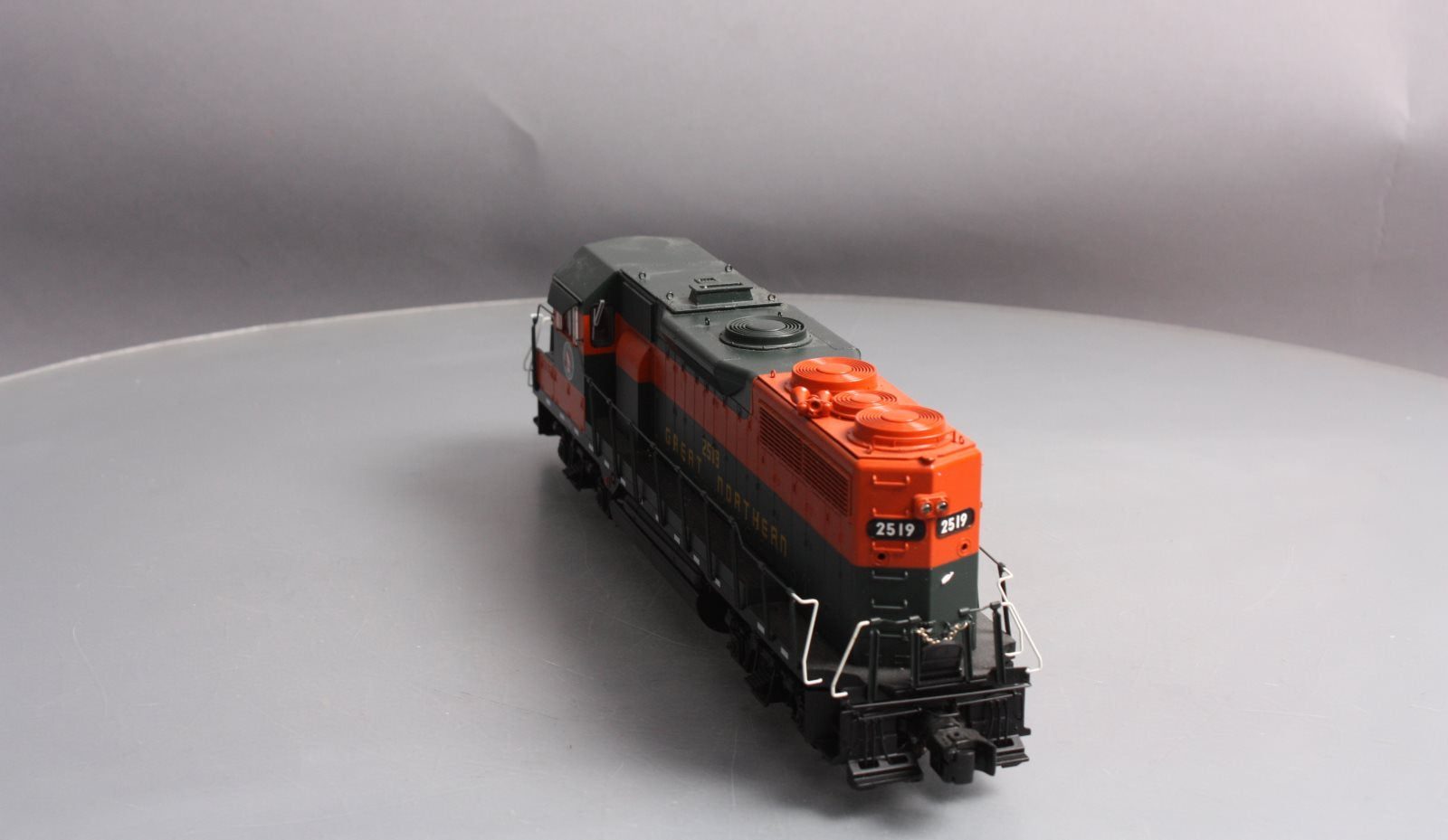 Lionel 6-38855 Great Northern Legacy GP35 Diesel Locomotive #2519