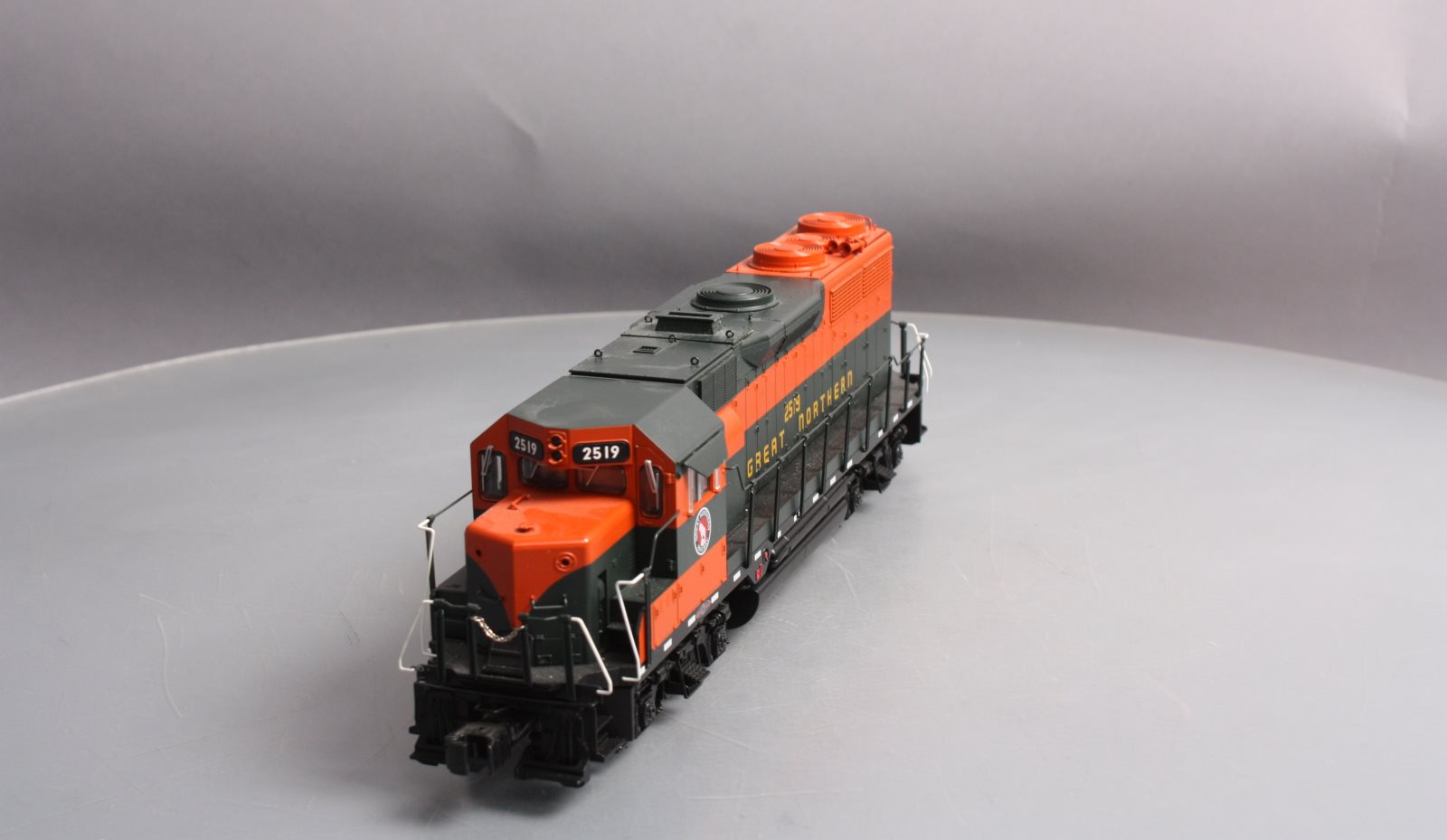 Lionel 6-38855 Great Northern Legacy GP35 Diesel Locomotive #2519