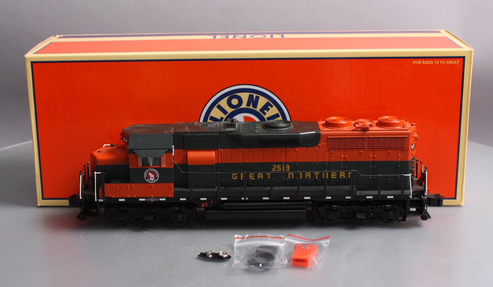 Lionel 6-38855 Great Northern Legacy GP35 Diesel Locomotive #2519