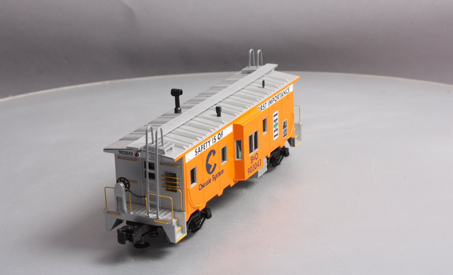 MTH 20-91259 O Gauge Chessie Bay Window Caboose #903043