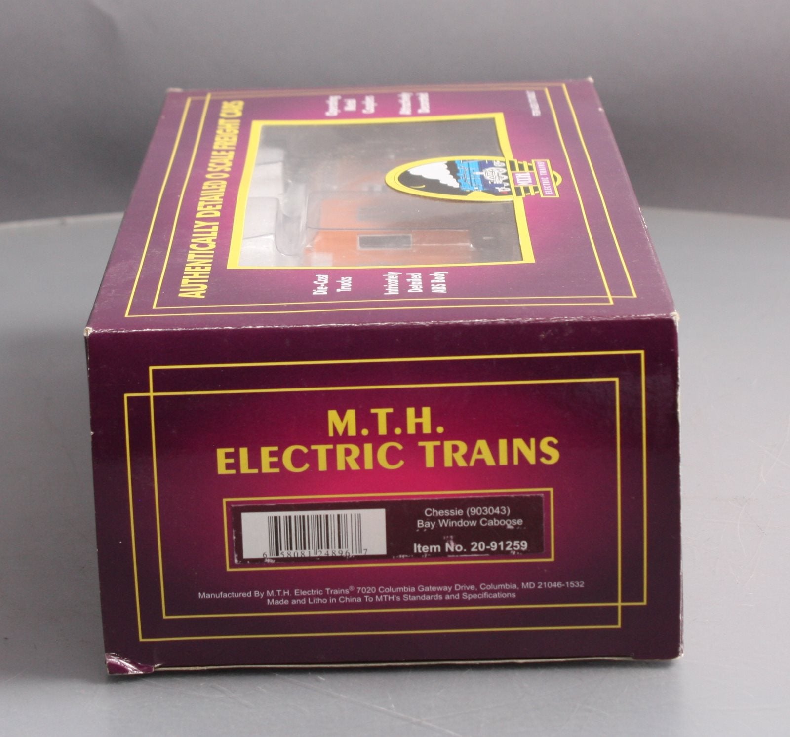 MTH 20-91259 O Gauge Chessie Bay Window Caboose #903043