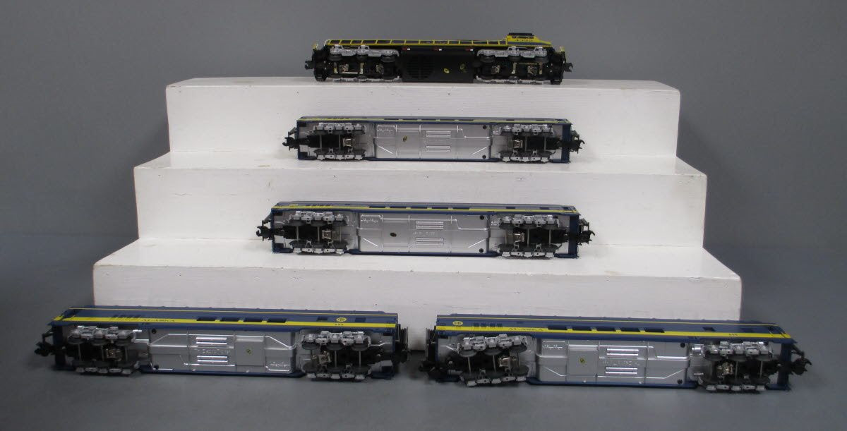 MTH 20-20452-1 Alaska SD70Mac O Gauge Passenger Train Set w/PS3