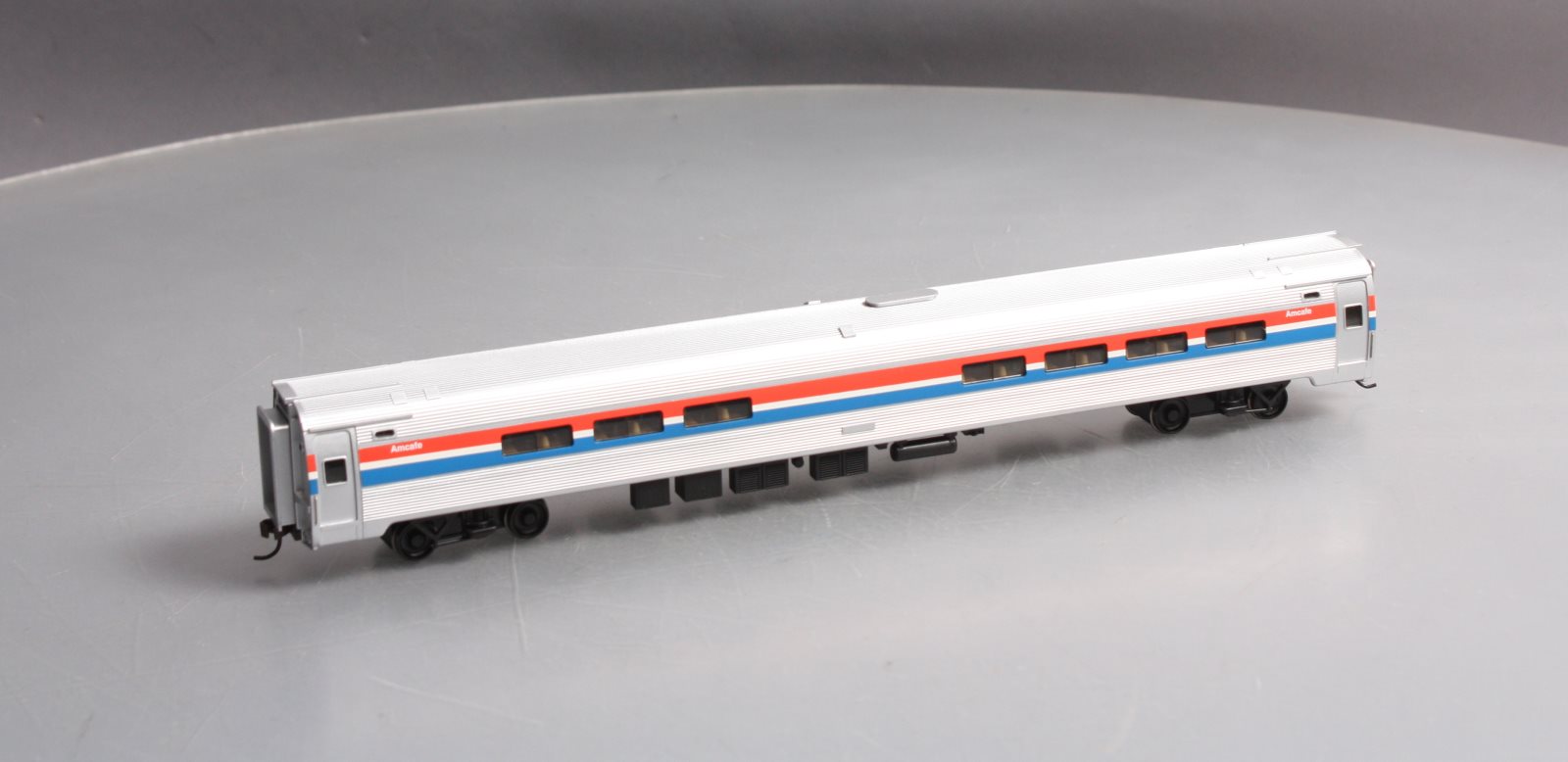 Bachmann 13110 HO Amtrak Amfleet Phase II 85' Coach