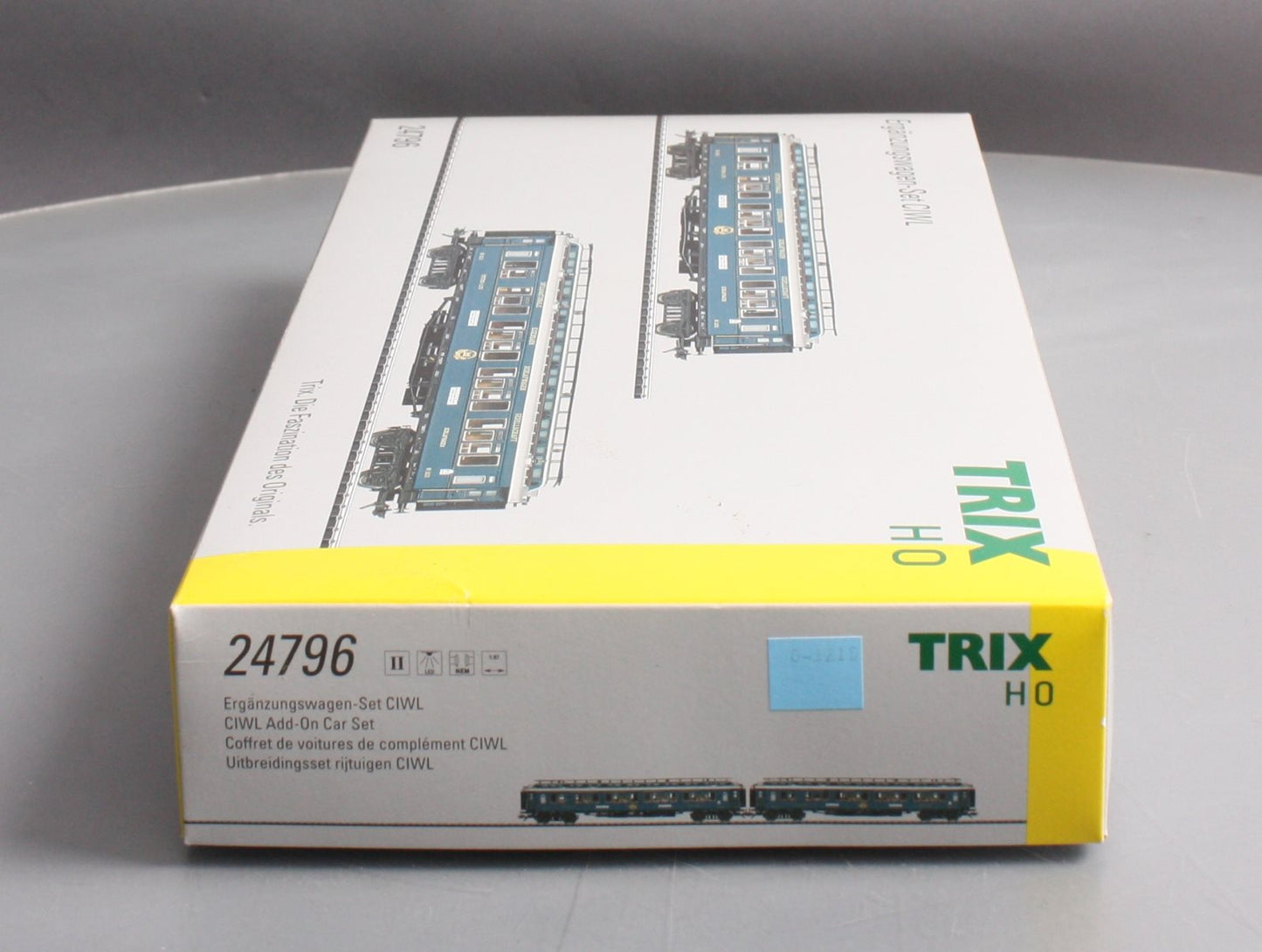 Trix 24796 HO Compagnie Internationale Wagons-Lits Orient Express Car Set (2)