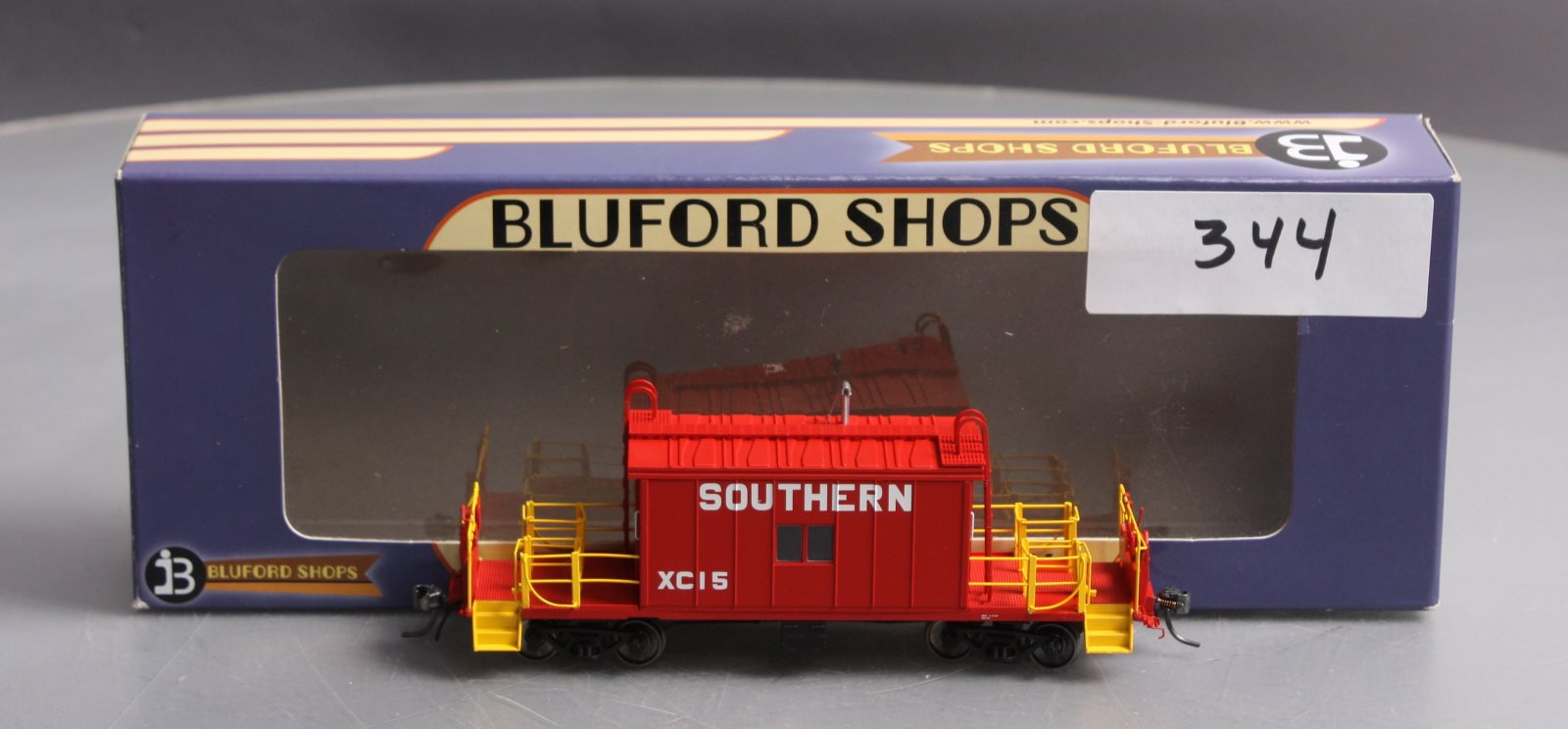 Bluford Shops 35061 Bluford Shops  Steel Transfer Caboose w/Short Roof