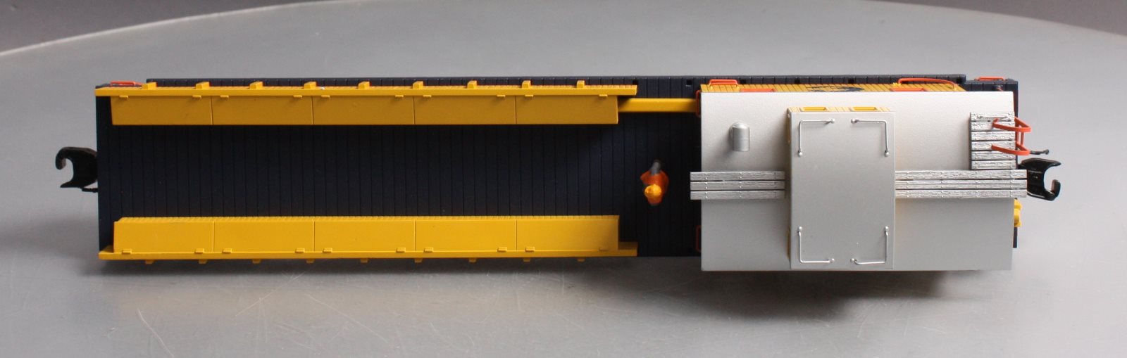 MTH 20-98810 O Chessie Crane Tender