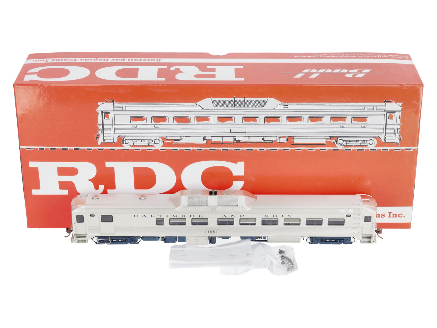 Rapido Trains 16605 HO Baltimore & Ohio Budd RDC-2 Phase Ib Diesel Loco #1950