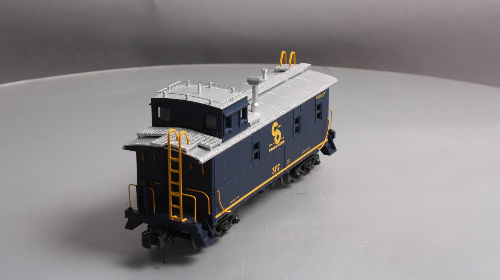MTH 30-77293 O Chesapeake & Ohio Offset Steel Caboose Car #3117