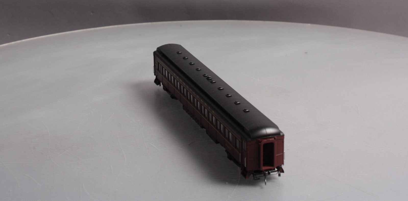 Broadway Limited 4362 HO Pennsylvania Railroad P70R with Ice AC Coach #3440