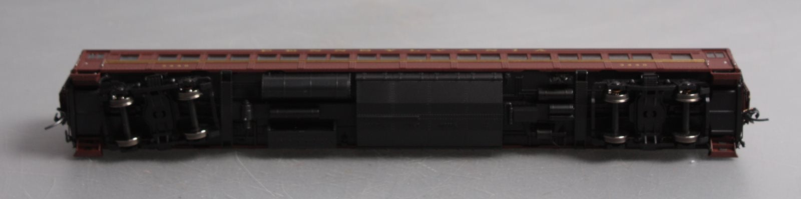 Broadway Limited 4362 HO Pennsylvania Railroad P70R with Ice AC Coach #3440