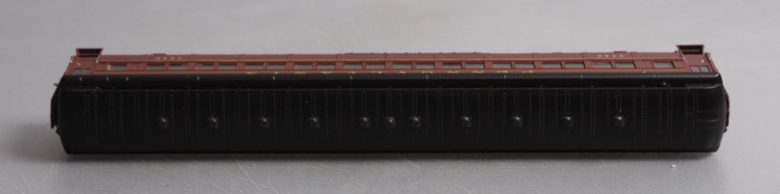 Broadway Limited 4362 HO Pennsylvania Railroad P70R with Ice AC Coach #3440