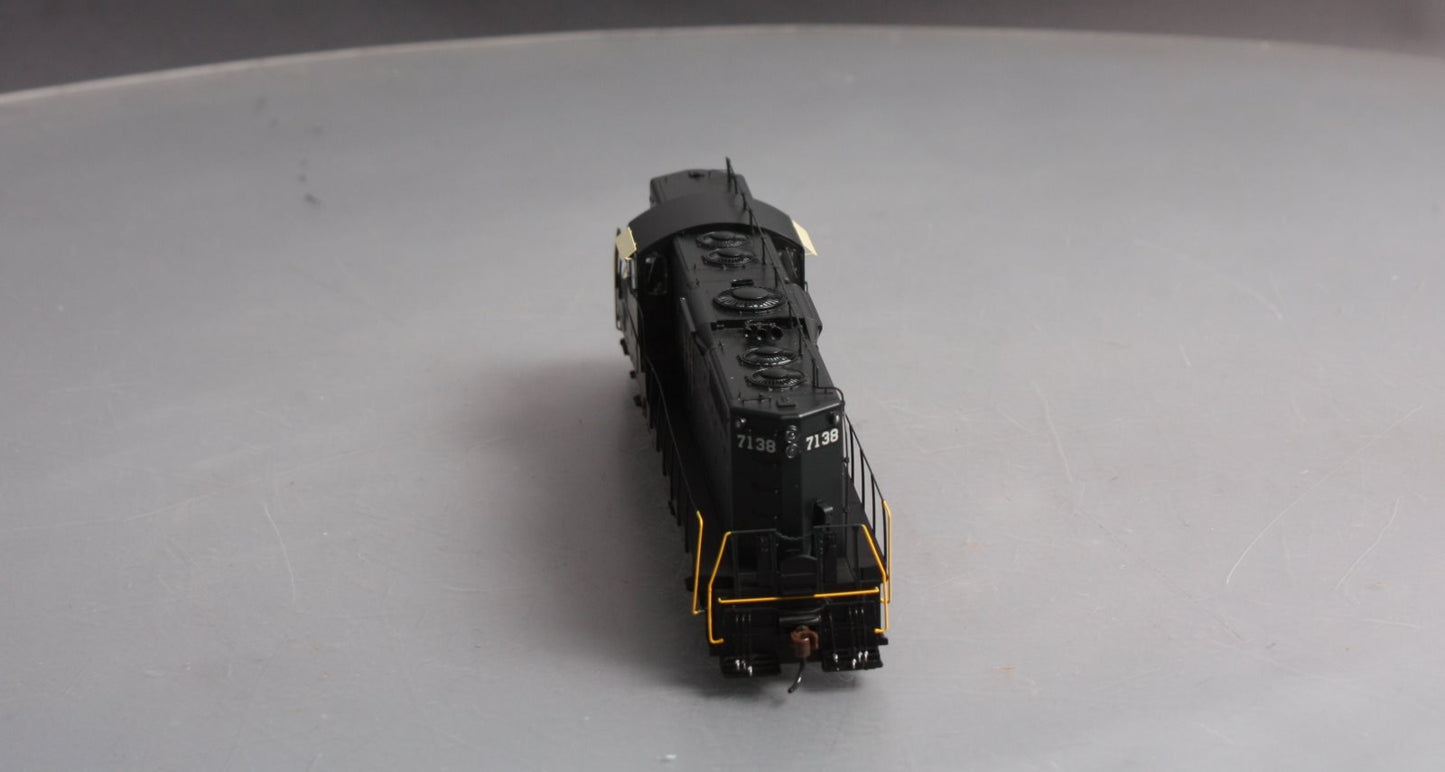 Athearn G64103 HO Pennsylvania Railroad GP9 Diesel Locomotive #7138 -DC