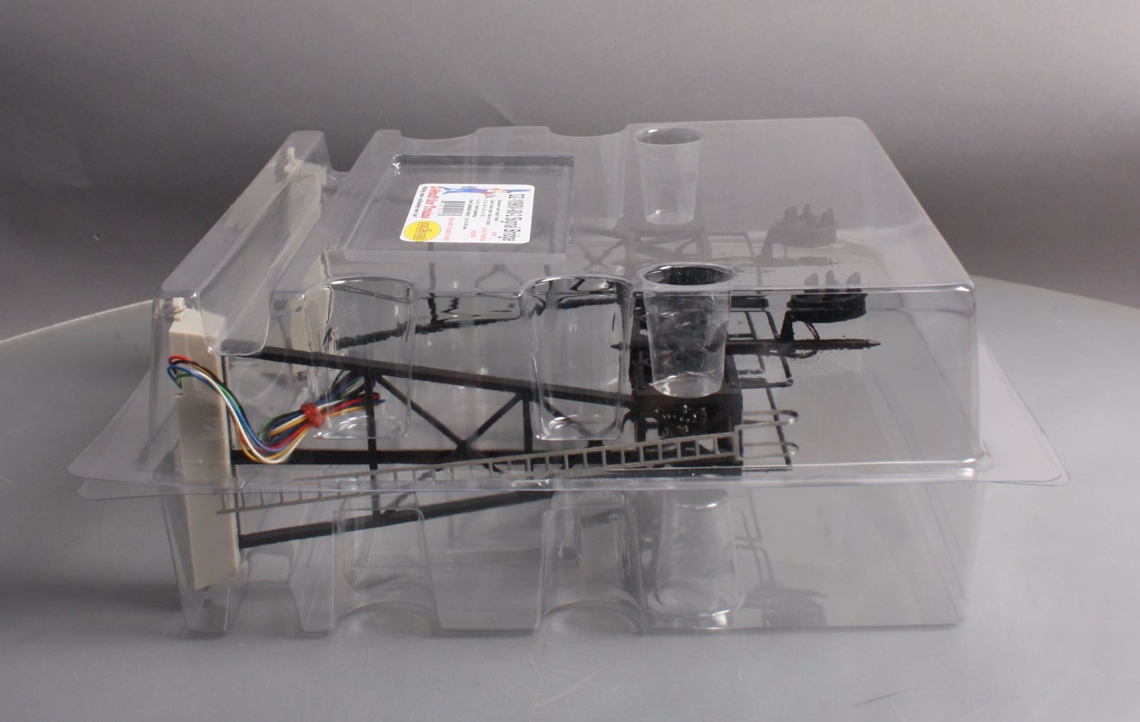 Z-Stuff DZ-1090-80-2 O Scale Signal Bridge with Color