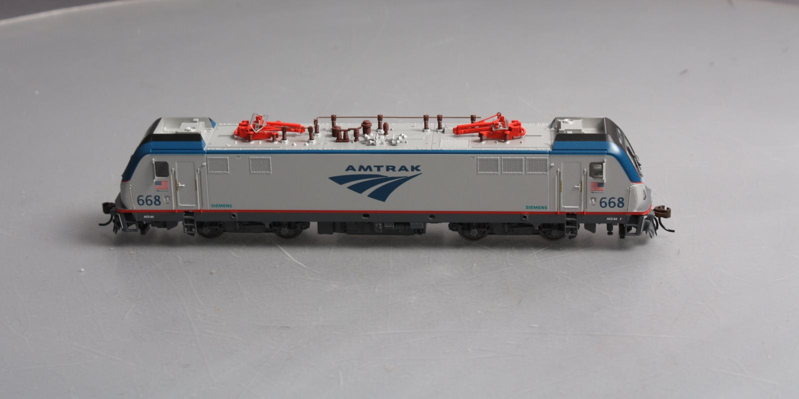 Bachmann 67407 HO Amtrak Siemens ACS-64 Electric Loco with DCC and Sound #668