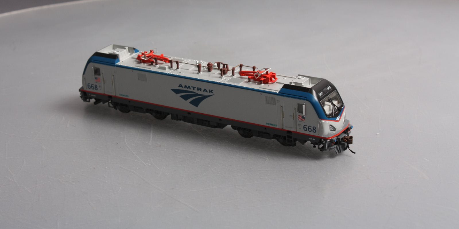 Bachmann 67407 HO Amtrak Siemens ACS-64 Electric Loco with DCC and Sound #668