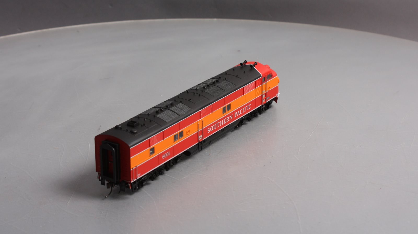 Broadway Limited 2378 HO Southern Pacific EMD E7A Paragon2™ #6001