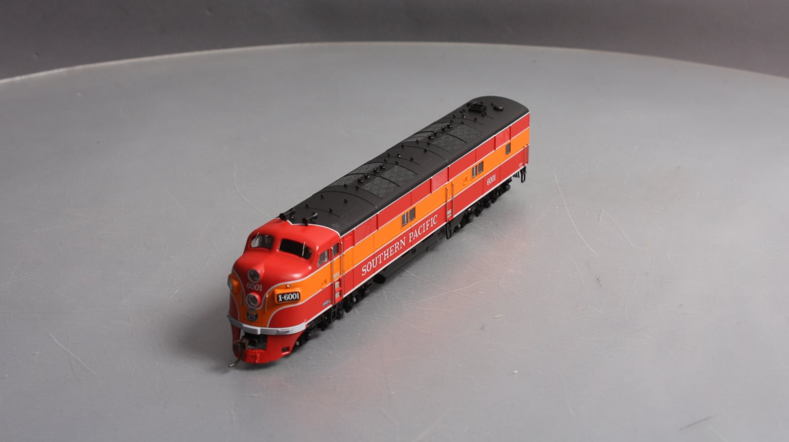 Broadway Limited 2378 HO Southern Pacific EMD E7A Paragon2™ #6001