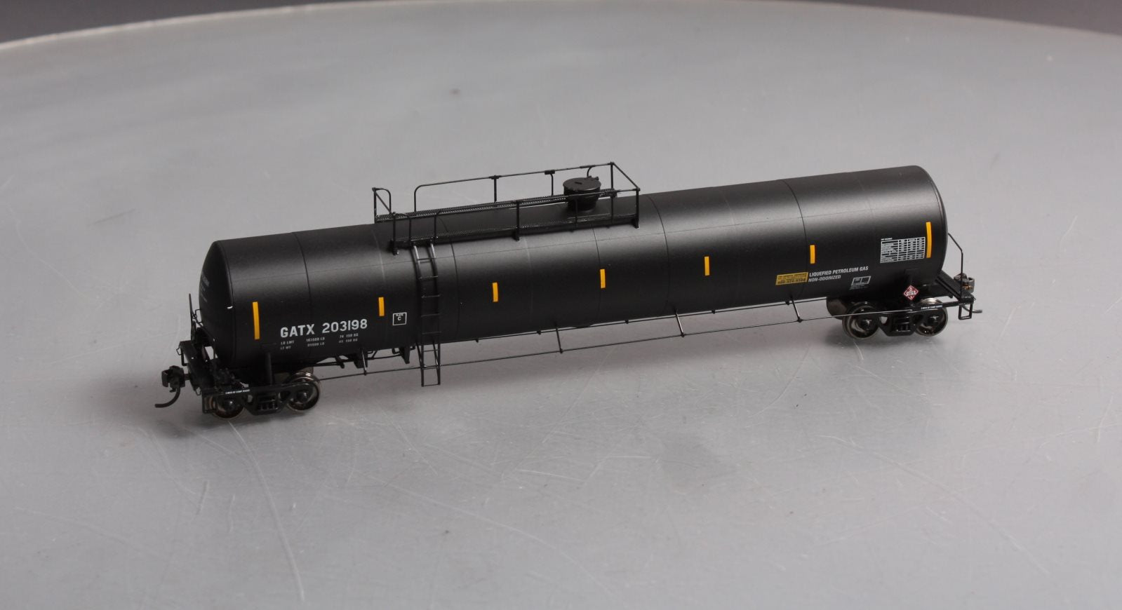 Athearn 96419 GATX 33,900 Gallon LPG Tankcar #203198