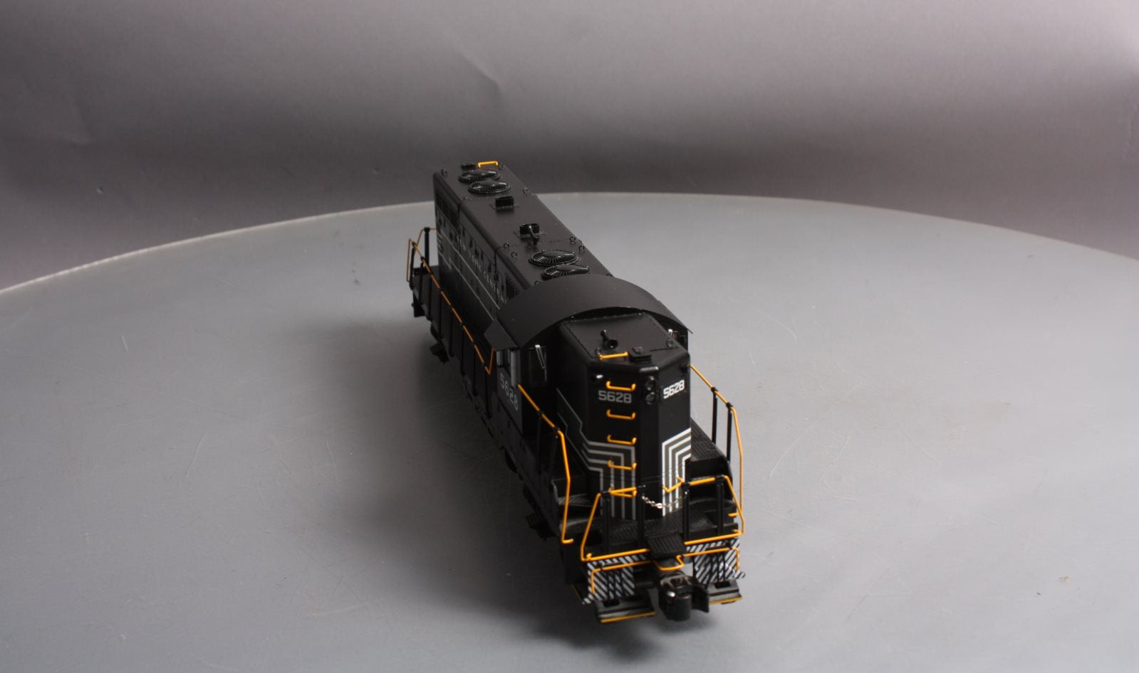 Lionel 6-28561 O New York Central GP-7 Diesel Locomotive w/ LEGACY #5628