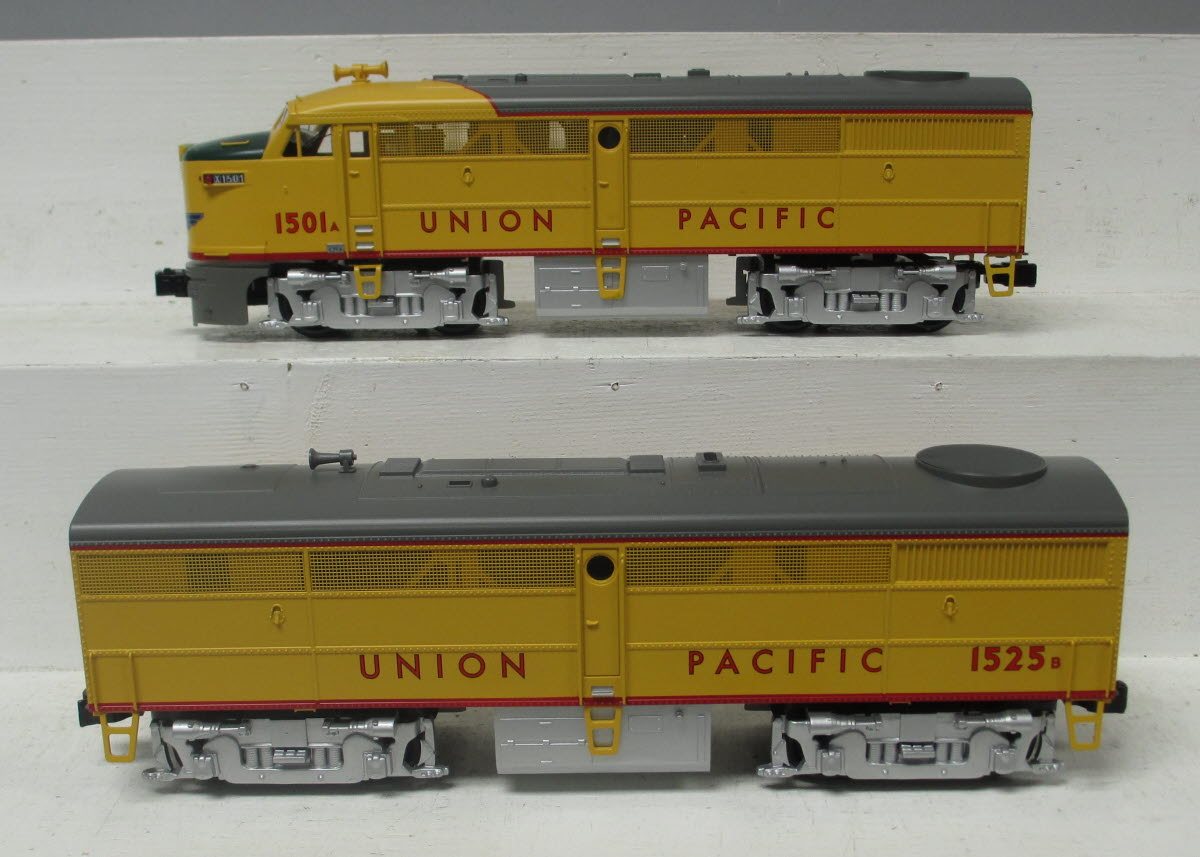 Williams 23201 O Union Pacific ALCO FA1 Powered & Dummy Diesel Loco #1501/#1525B