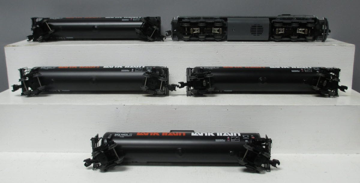 Lionel 6-29366 Southern Pacific TankTrain 'Oil Can' O Gauge Diesel Train Set