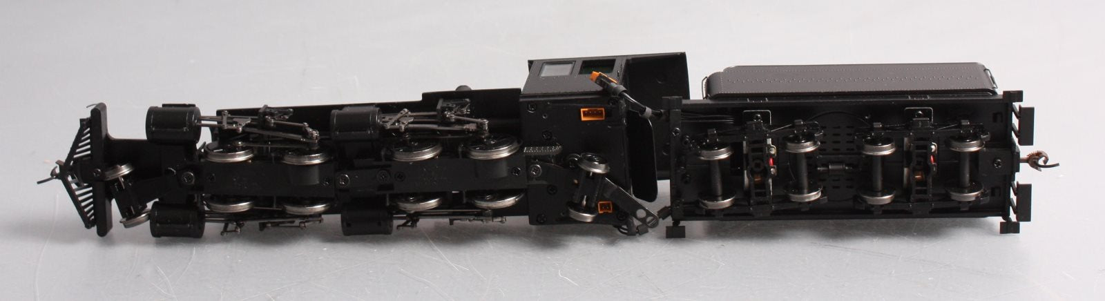 Bachmann 29001 On30 Unlettered 2-4-4-2 Steam Locomotive w/DCC