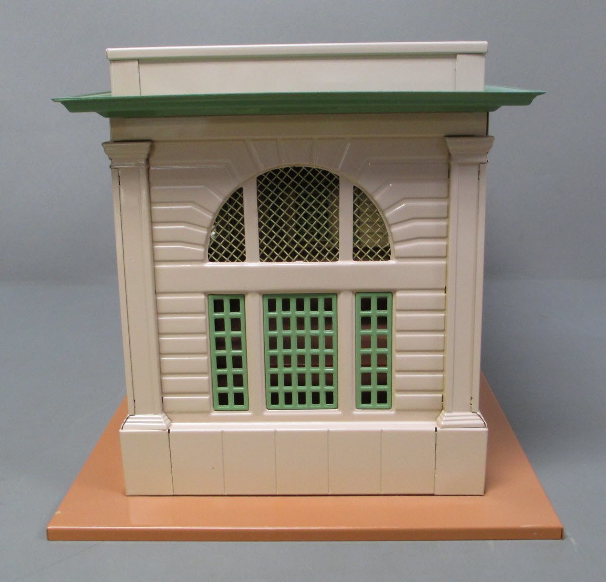 MTH 10-4056 Standard Gauge #116 Passenger Station (Cream/Green)