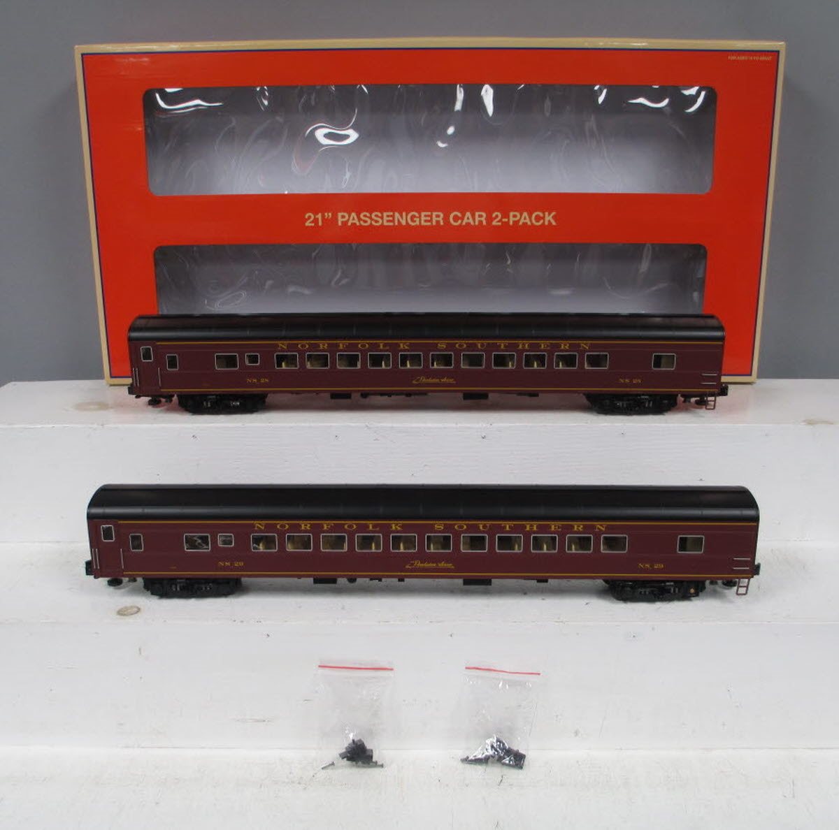 Lionel 1927600 O Gauge Norfolk Southern Excursion Coach 2 Pack