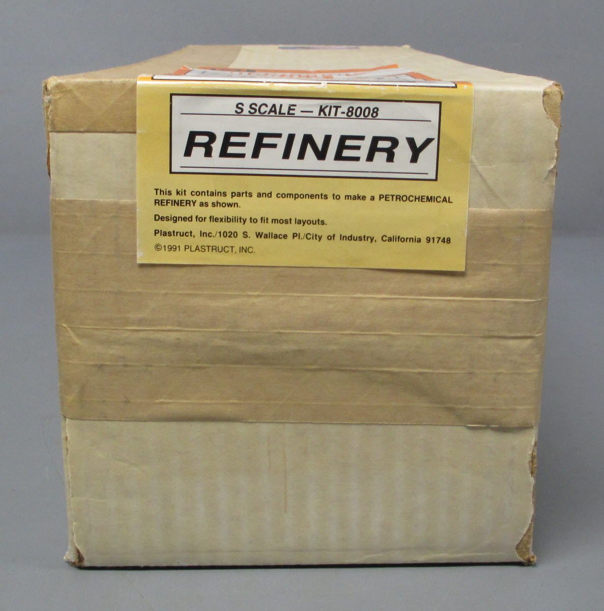Plastruct 1008 HO 16-1/2" x 23-1/2" x 7-1/2" Petro/Chemical Refinery Kit