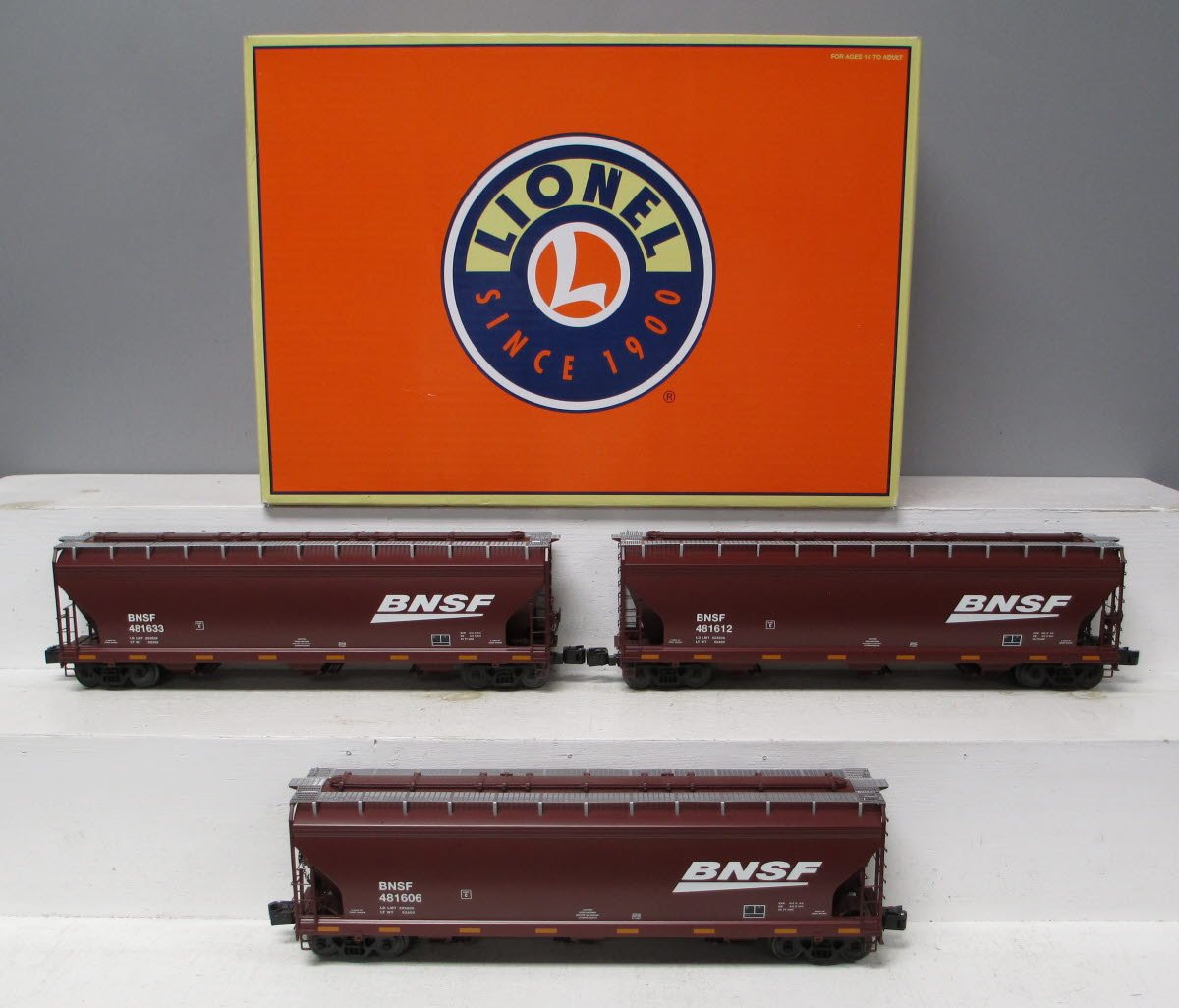 Lionel 6-27189 BNSF 3-Bay ACF Hoppers (Set of 3)