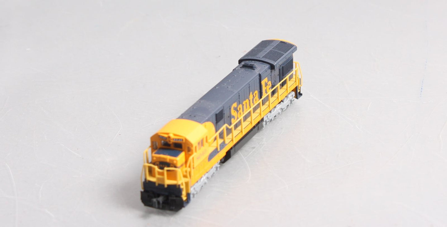 Kato 176-0943 N Scale Santa Fe Diesel Locomotive # 8040