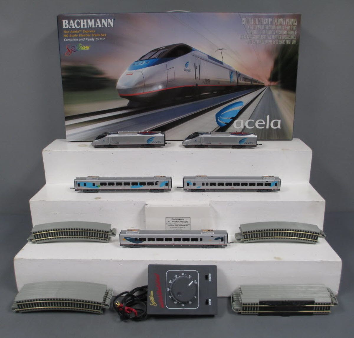 Bachmann 01202 HO Amtrak "Acela" Express High-Speed Electric Train Set