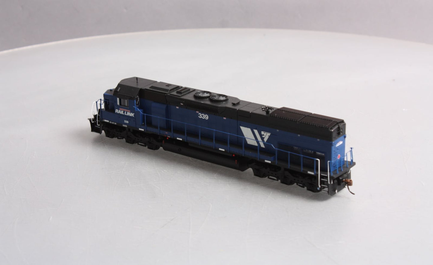 Athearn 86838 HO Montana Rail Link SD45T-2 Diesel Loco w/DCC & Sound #339 - RTR