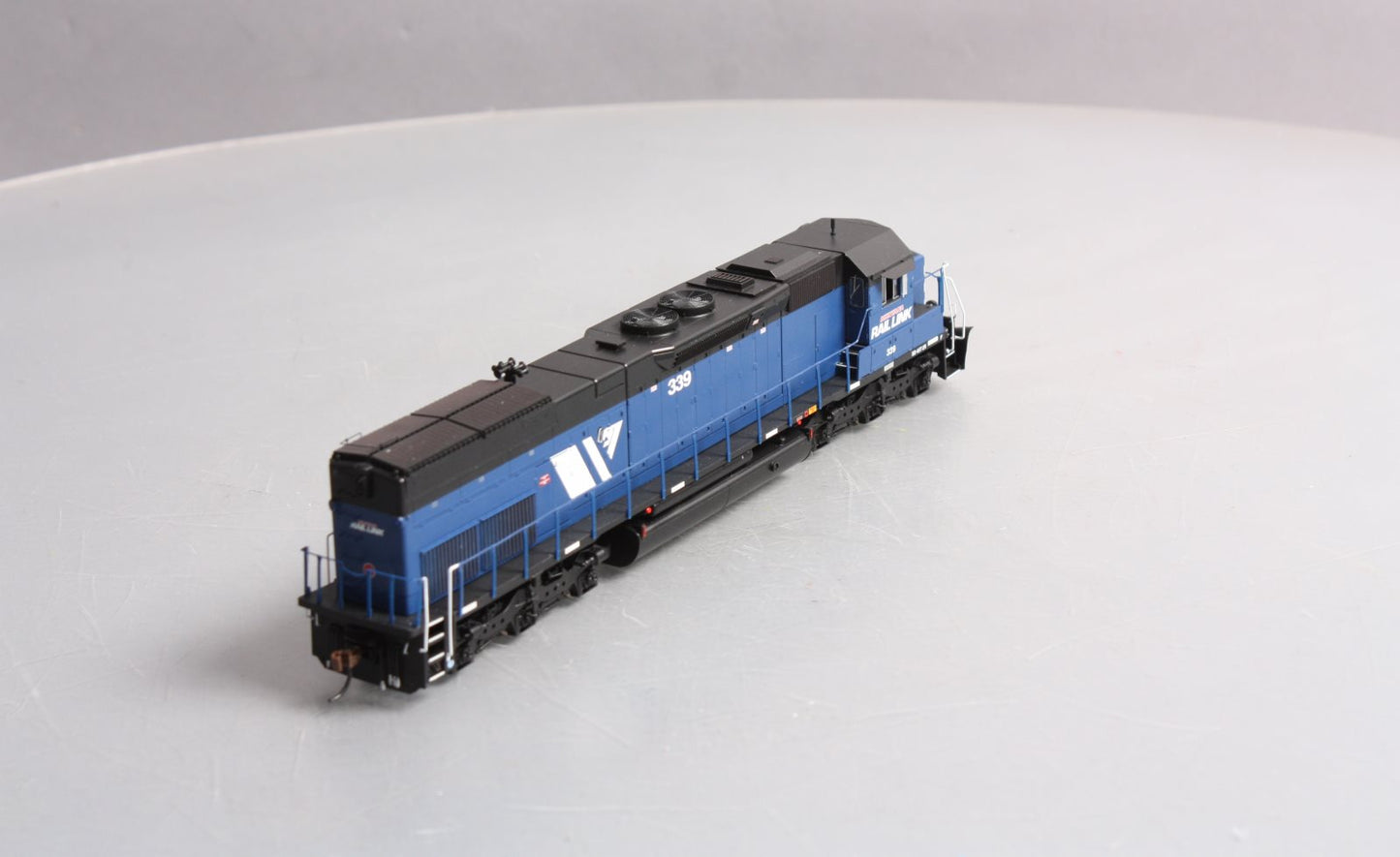 Athearn 86838 HO Montana Rail Link SD45T-2 Diesel Loco w/DCC & Sound #339 - RTR