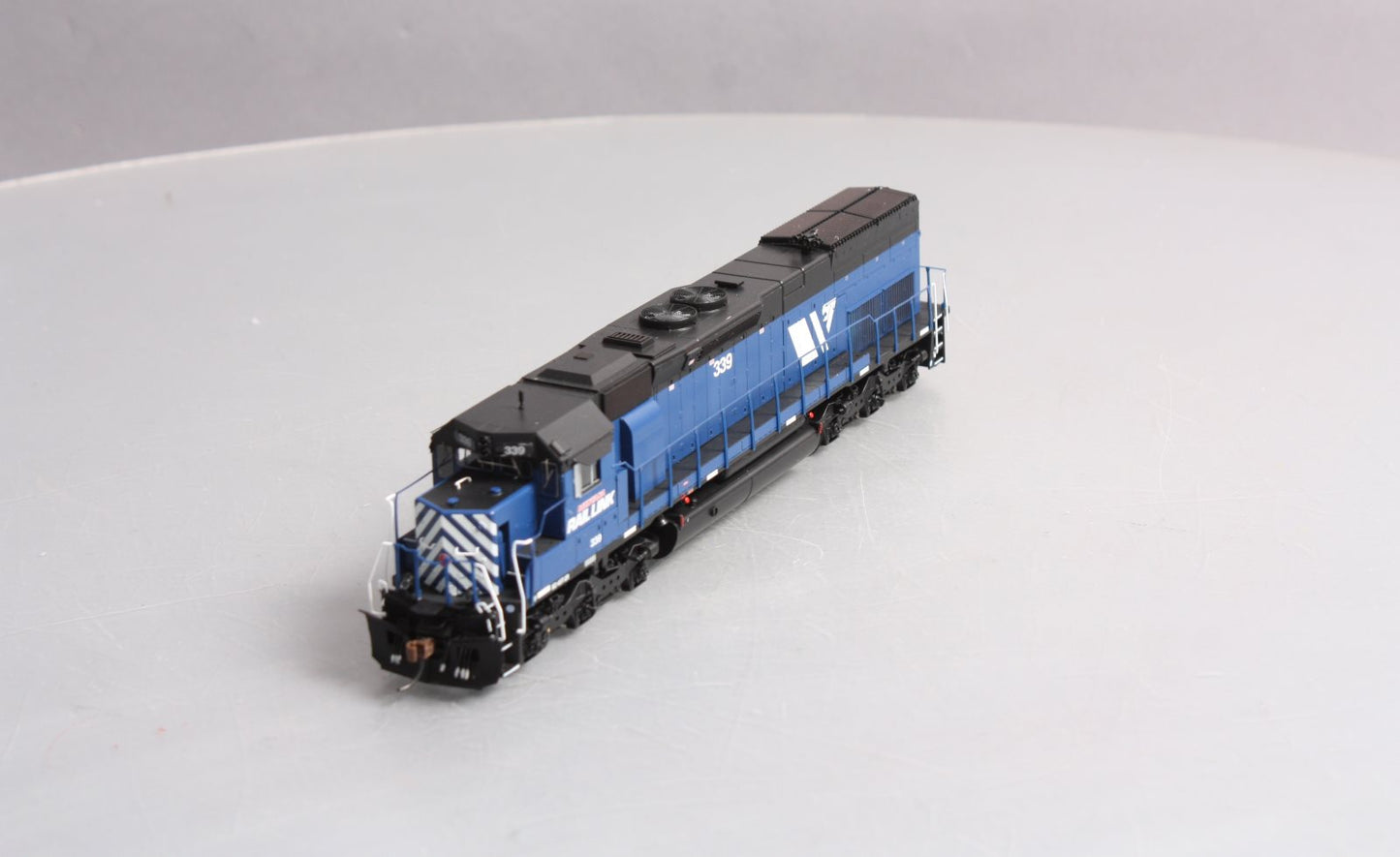 Athearn 86838 HO Montana Rail Link SD45T-2 Diesel Loco w/DCC & Sound #339 - RTR