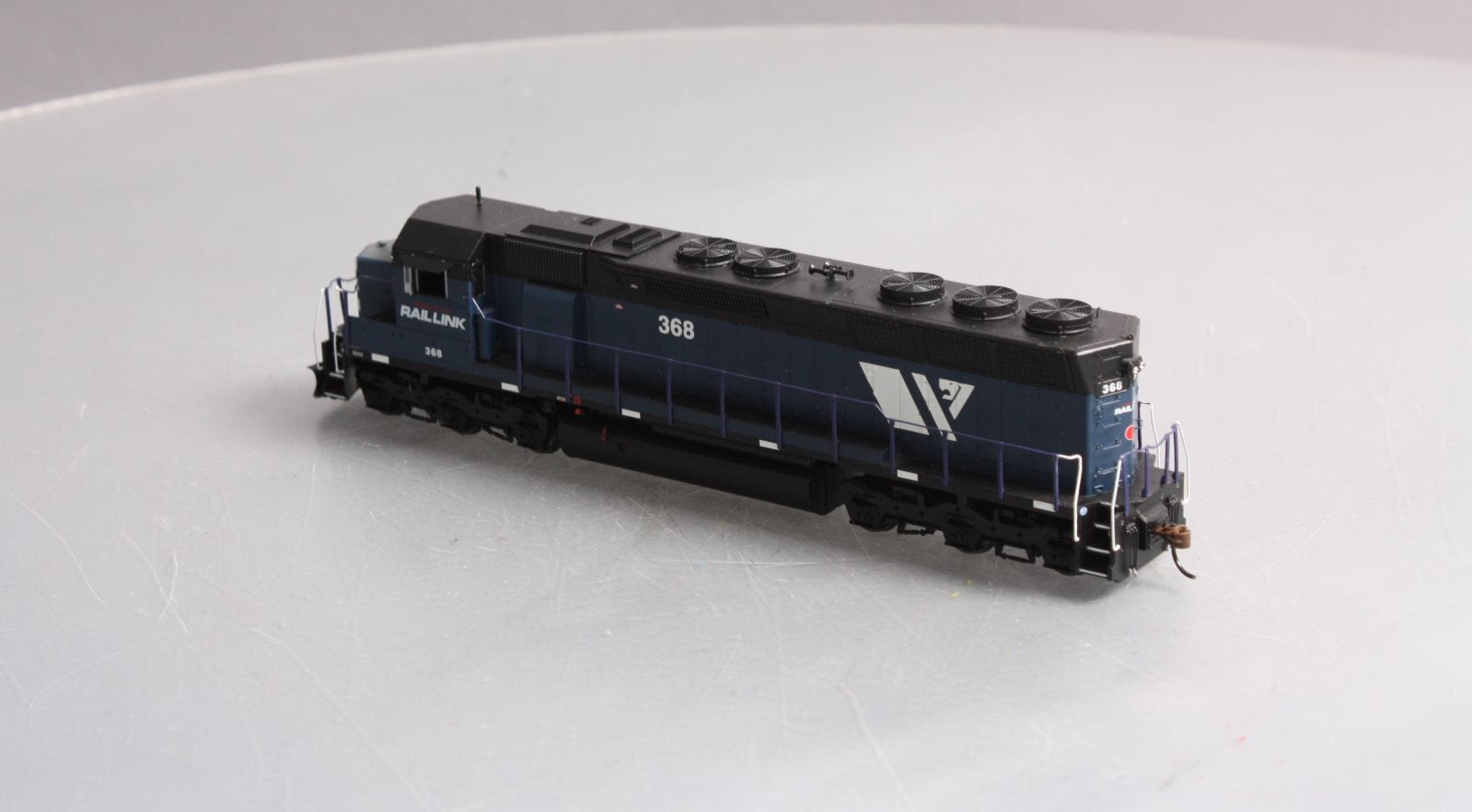 Athearn 98010 HO Montana Rail Link SD-45 Diesel Locomotive #368